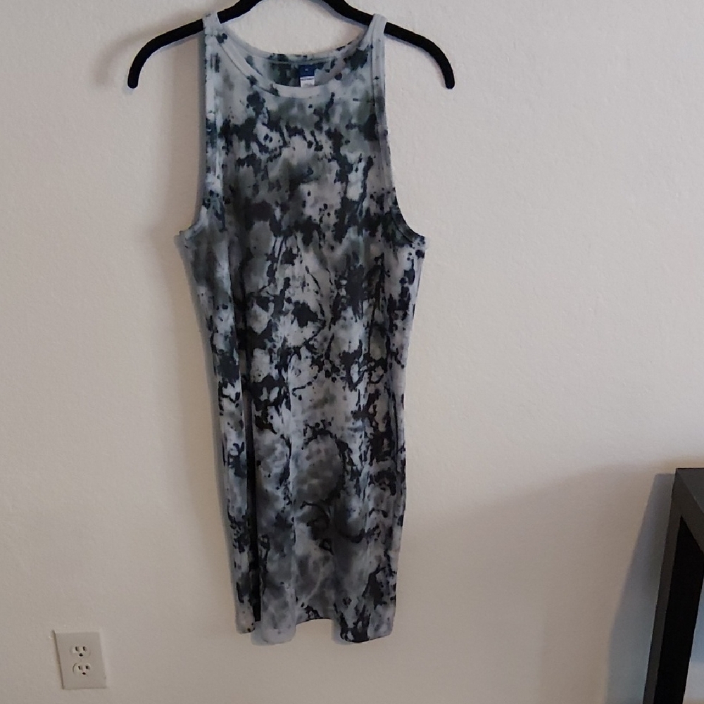 Old Navy Black and Gray Tie-Dye Midi Dress